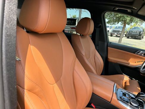 Used 2022 BMW X5 xDrive45e w/ M Sport Package AWD/4WD image 42