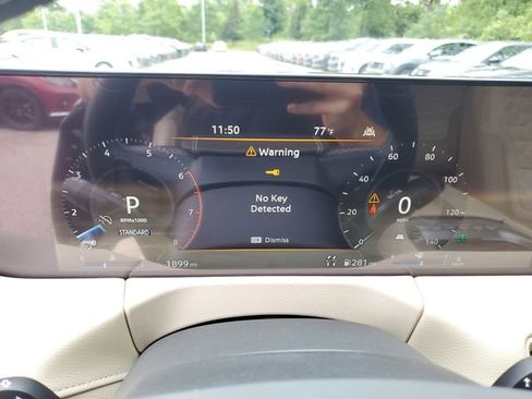 New 2025 Nissan Armada Platinum Reserve image 8