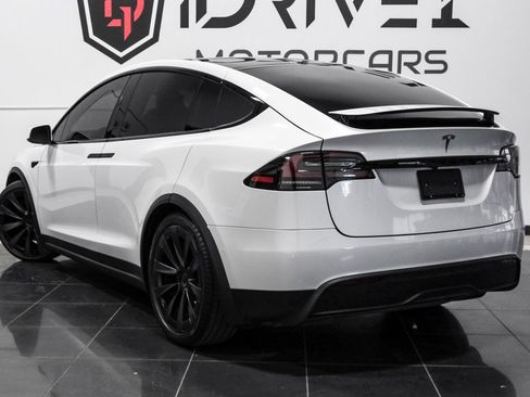 Used 2022 Tesla Model X image 13
