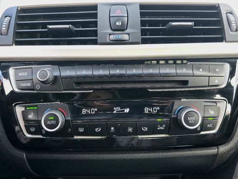 Used 2016 BMW 320i xDrive Sedan image 34