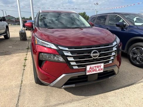 Used 2025 Nissan Rogue SL w/ SL Premium Package AWD/4WD image 5