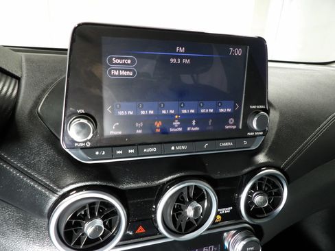 Used 2021 Nissan Sentra SV FWD image 15
