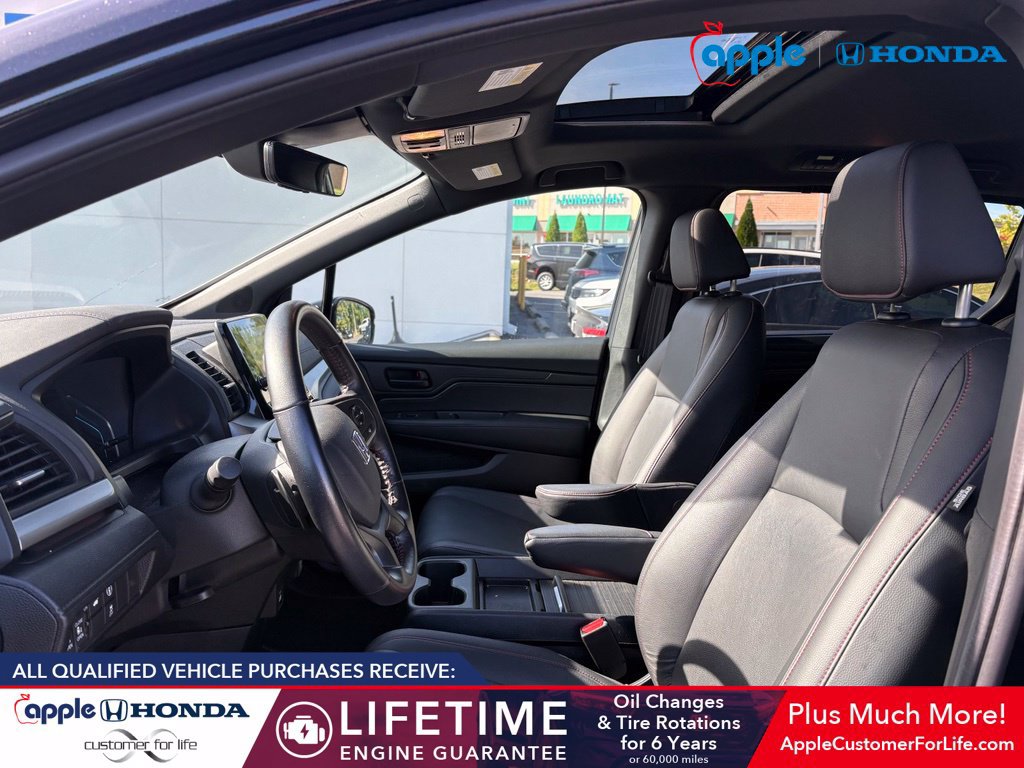 Used 2024 Honda Odyssey Sport image 5