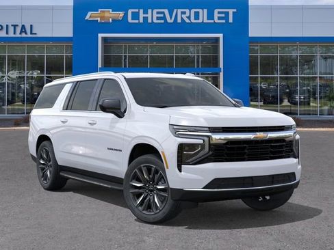 New 2026 Chevrolet Suburban LS RWD image 7