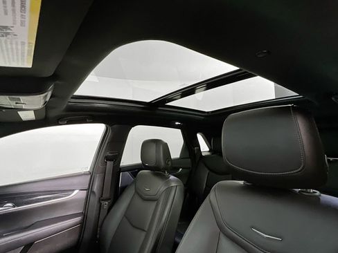 Used 2024 Cadillac XT5 Premium Luxury w/ Technology Package image 23