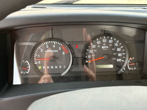 New 2024 Chevrolet Low Cab Forward image 15