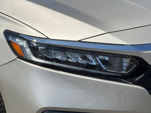 Used 2018 Honda Accord EX-L image 12