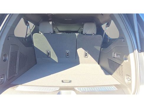 New 2026 GMC Yukon XL Denali w/ Sun & Power Step Package image 16