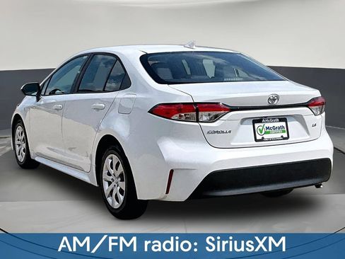 Used 2025 Toyota Corolla LE FWD image 5