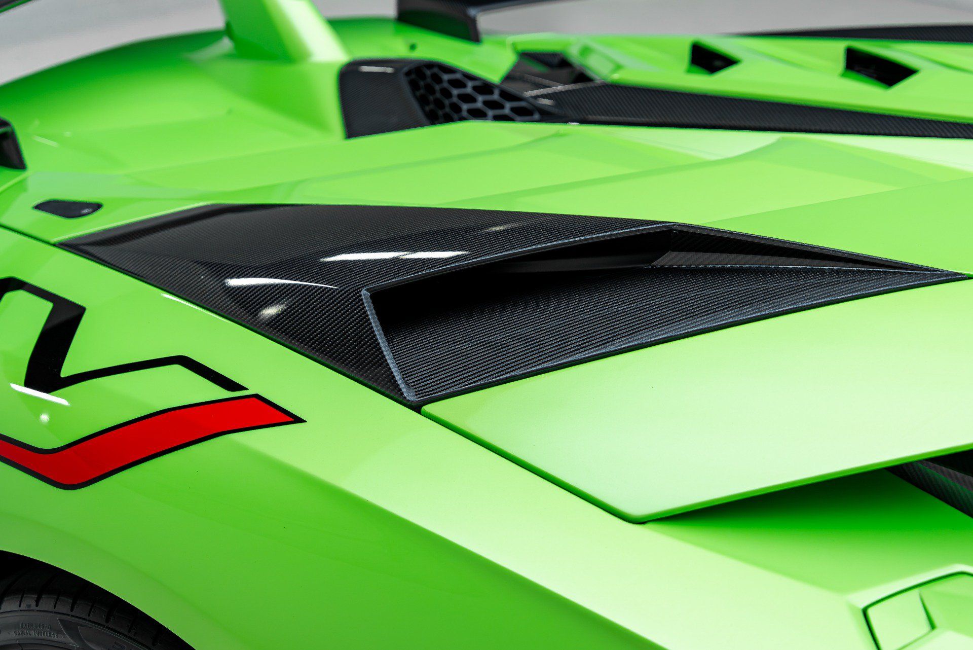 Used 2019 Lamborghini Aventador SVJ AWD/4WD image 51