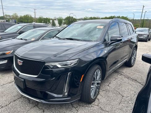 Used 2024 Cadillac XT6 Sport w/ Technology Package AWD/4WD image 5