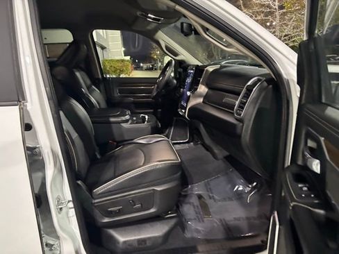 Used 2024 RAM 2500 Laramie image 37