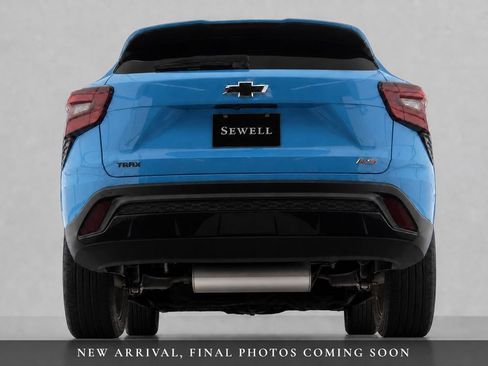 Used 2024 Chevrolet Trax RS w/ Driver Confidence Package FWD image 11