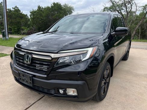 Used 2017 Honda Ridgeline Black Edition image 7