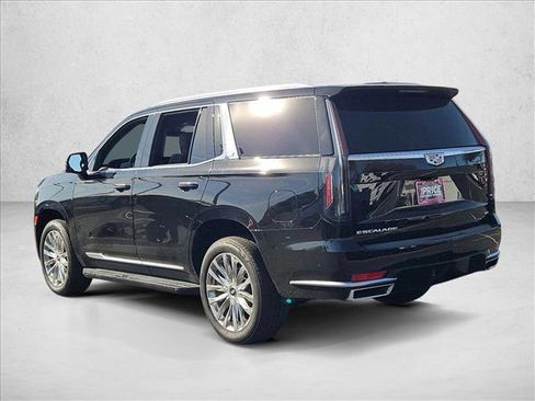 Used 2022 Cadillac Escalade Premium Luxury image 7