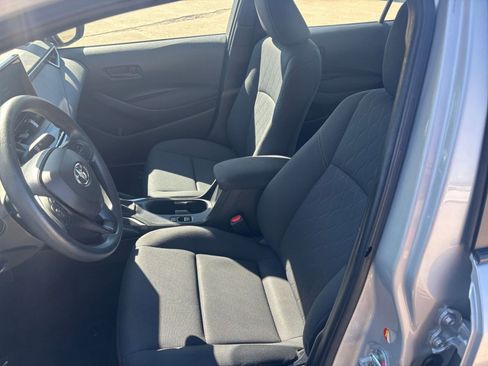 Used 2023 Toyota Corolla LE image 34