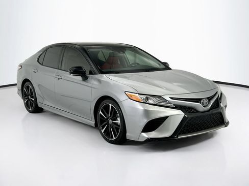 Used 2020 Toyota Camry XSE w/ Protection Package (Q2) FWD image 3