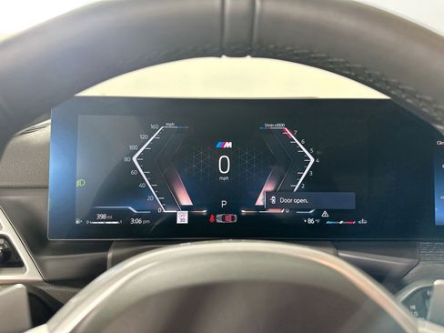 Used 2025 BMW 230i Coupe w/ M Sport Package image 11