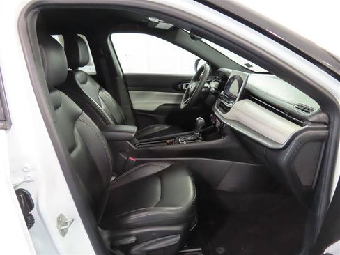 Used 2025 Jeep Compass Limited AWD/4WD image 36