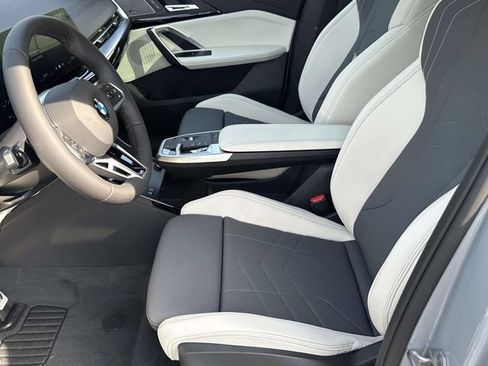 New 2027 BMW X2 xDrive28i AWD/4WD image 14