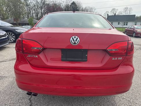 Used 2011 Volkswagen Jetta SE image 14