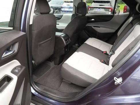 Used 2018 Chevrolet Equinox LT AWD/4WD image 17