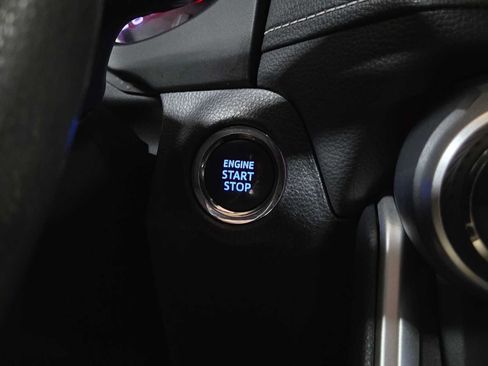 Used 2019 Toyota RAV4 XLE w/ All Weather Liner Package AWD/4WD image 33