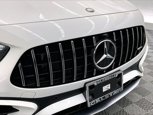 Certified 2024 Mercedes-Benz GLA 35 AMG 4MATIC image 30