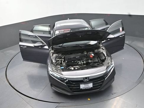 Used 2019 Honda Accord Touring image 34