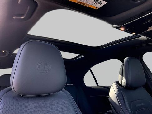 Certified 2025 Mercedes-Benz E 53 AMG e 4MATIC Sedan image 17