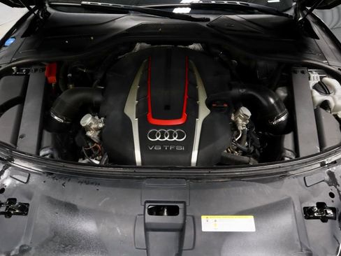 Used 2013 Audi S8 w/ Driver Assistance Pkg image 17