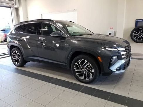 Certified 2026 Hyundai Tucson Limited AWD/4WD image 17
