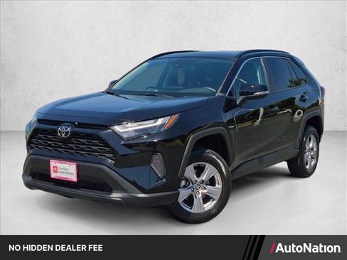 Certified 2025 Toyota RAV4 XLE w/ Convenience Package FWD image 1