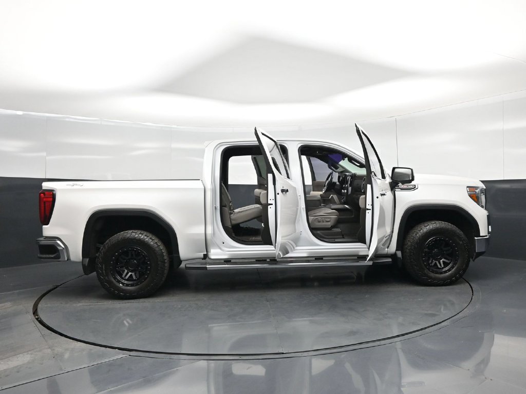 Used 2020 GMC Sierra 1500 SLT w/ SLT Premium Plus Package AWD/4WD image 4