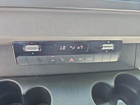 Used 2023 Mercedes-Benz Sprinter 2500 image 21