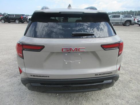 New 2027 GMC Terrain Elevation w/ Black Edition FWD image 5