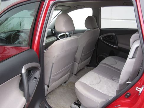 Used 2008 Toyota RAV4 4WD image 13