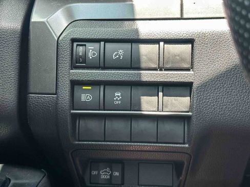 Used 2026 Toyota Tacoma SR5 RWD image 35