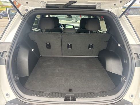 Used 2025 Chevrolet Equinox LT FWD image 28