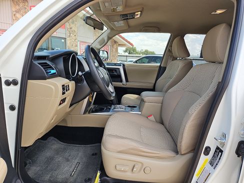 Used 2013 Toyota 4Runner SR5 RWD image 10
