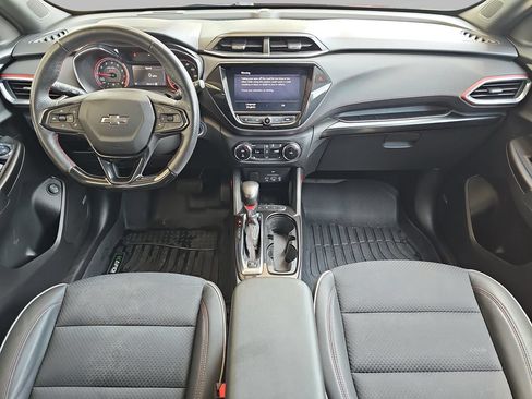 Used 2023 Chevrolet TrailBlazer RS w/ Sun and Liftgate Package AWD/4WD image 11