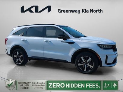 Certified 2022 Kia Sorento EX w/ Panoramic Sunroof Package