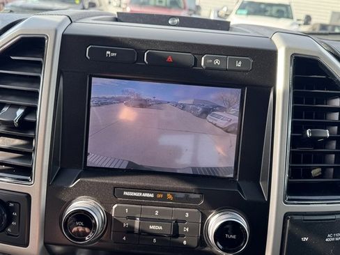 Certified 2020 Ford F150 Lariat w/ Equipment Group 502A Luxury image 17