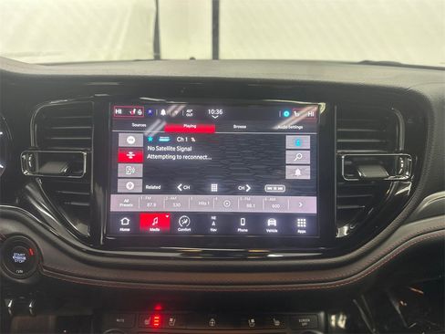 Used 2024 Dodge Durango GT image 30