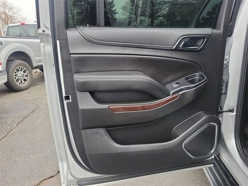 Used 2020 GMC Yukon XL SLT w/ Open Road Package image 22