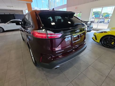 Used 2019 Ford Edge SEL w/ Equipment Group 201A AWD/4WD image 10