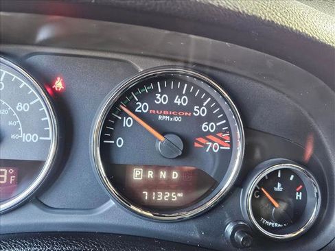 Used 2017 Jeep Wrangler Unlimited Rubicon image 15