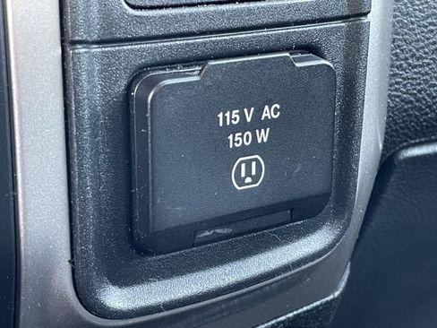 Used 2019 RAM 1500 Warlock w/ Luxury Group RWD image 19