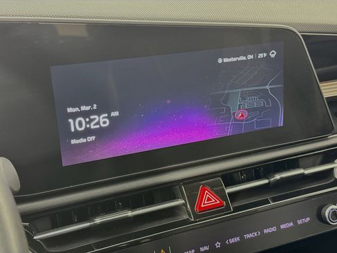 Used 2023 Kia Niro EX Touring image 15