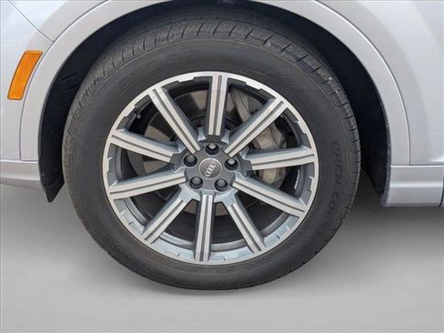 Used 2018 Audi Q7 3.0T Prestige w/ Prestige Package image 27